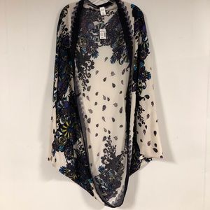 Dress barn floral shawl